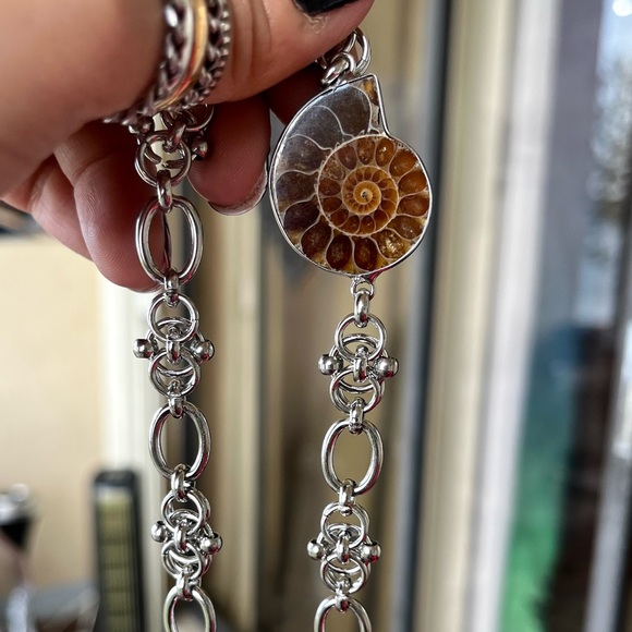 Made to order . Genuine ammonite fossil shell stainless steel maille choker - Picture 10 of 16
